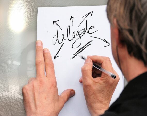 delegar tareas eficazmente
